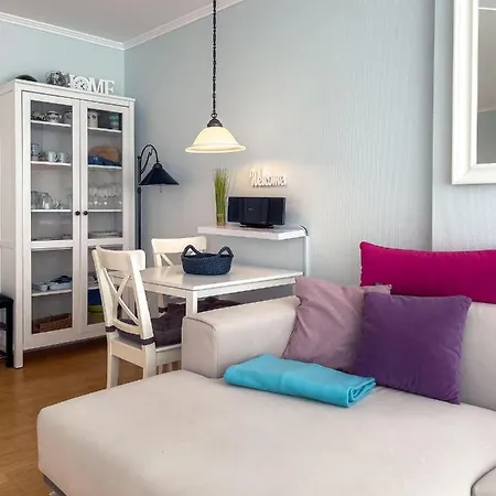 Apartment Str/107 · Strandallee 124 -seeblick