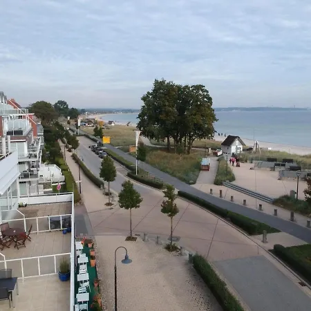 Str/107 · Strandallee 124 -seeblick *